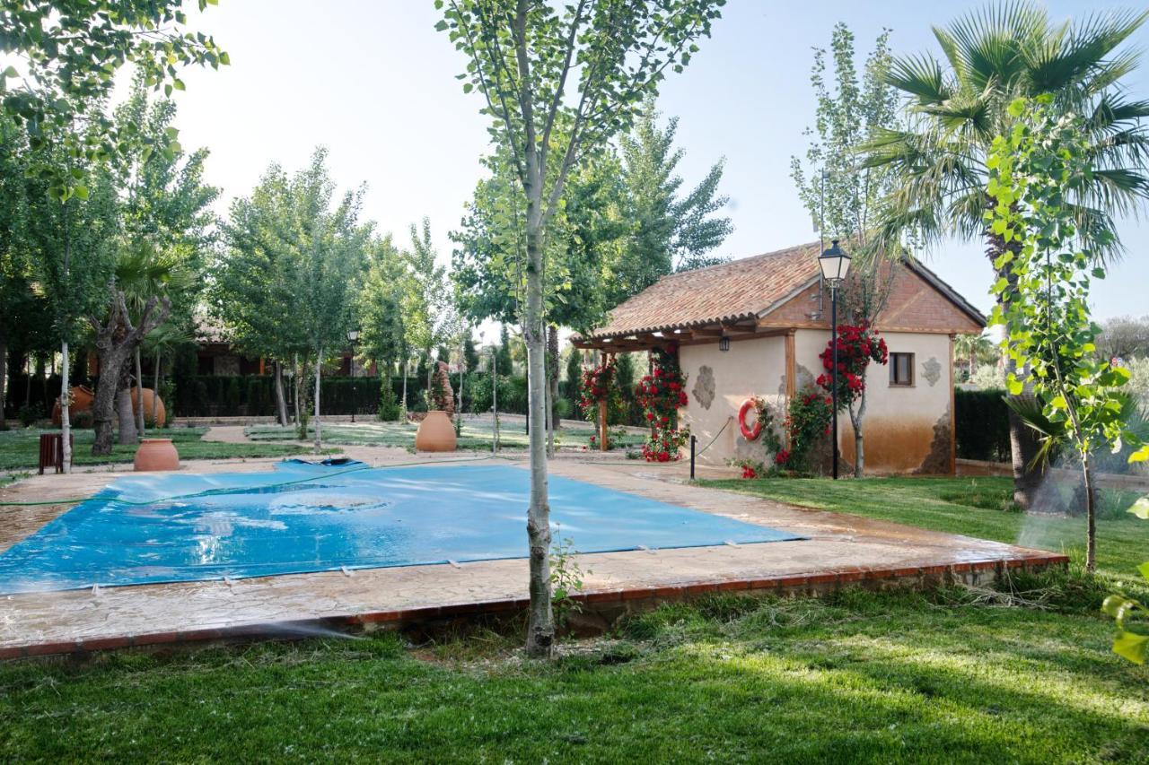 Hotel Complejo Rural La Paloma Arroyo de la Luz Esterno foto